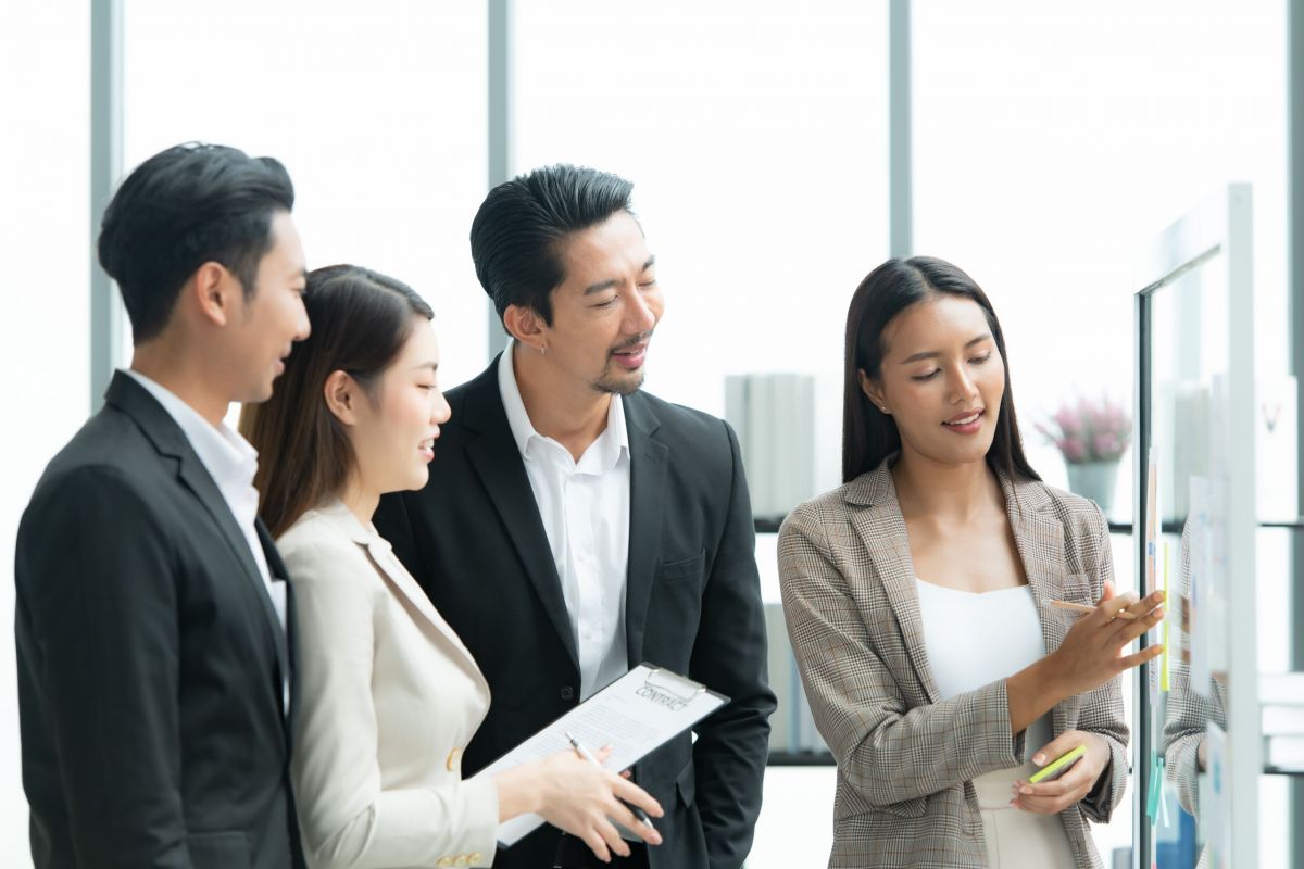 Conducting Annual Employee Reviews (E‑Learning) (E-Learning)
