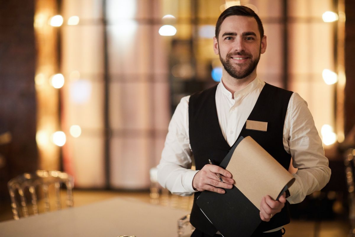 PROFESSIONAL CERTIFICATE FOR RESTAURANT WAITER